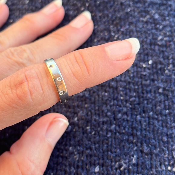 14K white gold diamond ring/wedding band size 6.5 - Picture 1 of 3